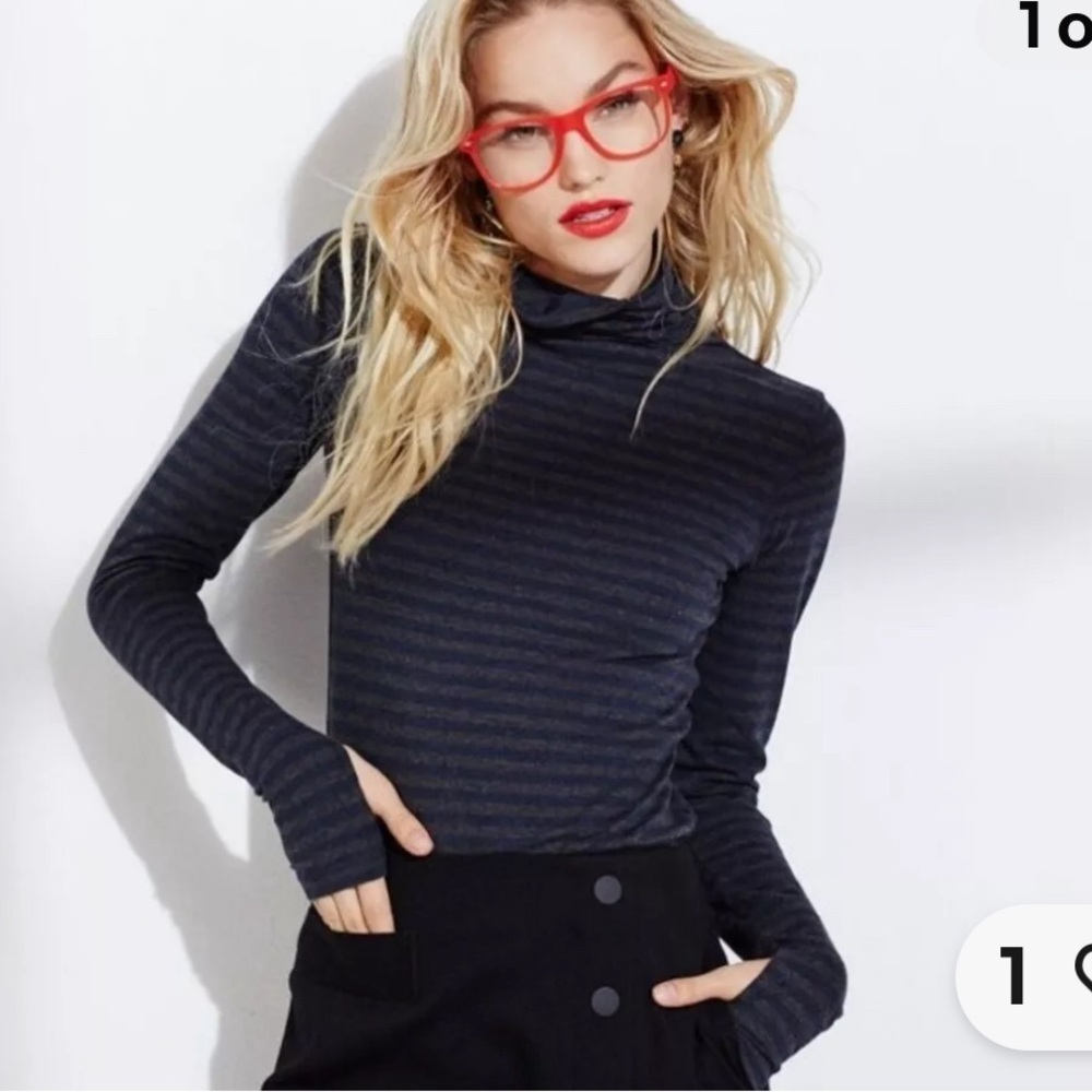 Cabi Odyssey Turtleneck